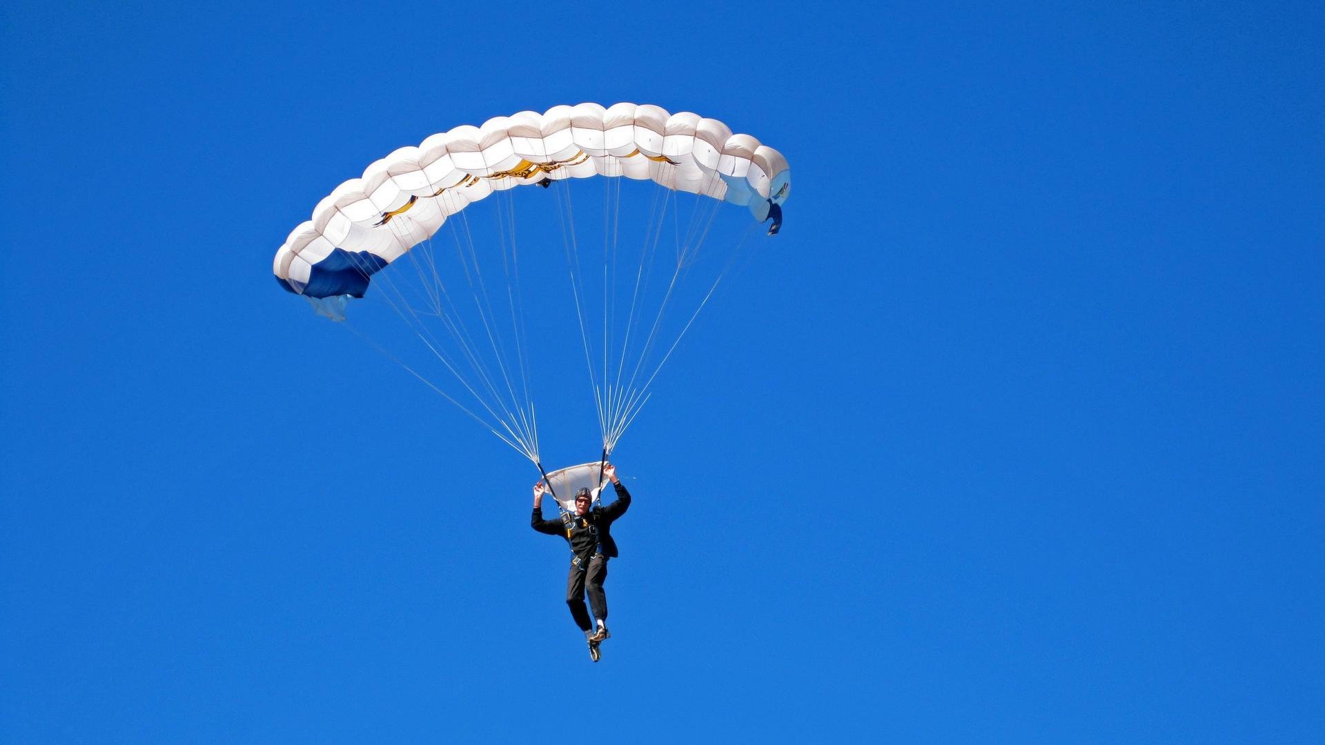 独行侠强调培养青年阵容建立长期竞争力，什么叫独行侠